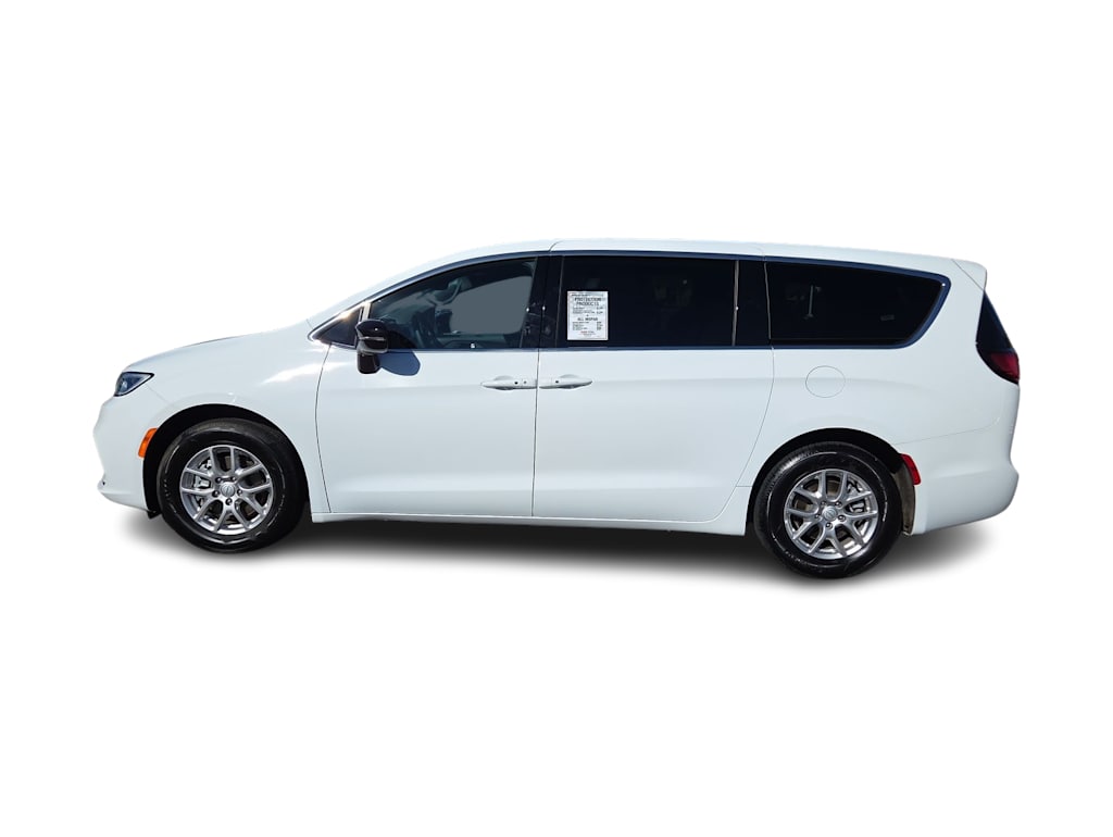 Thumbnail: 2025 Chrysler Pacifica - 23