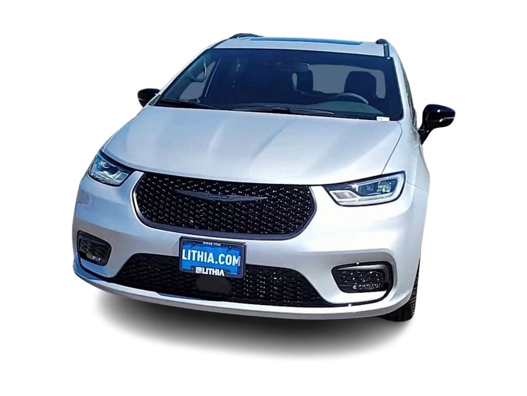 Thumbnail: 2026 Chrysler Pacifica - 6