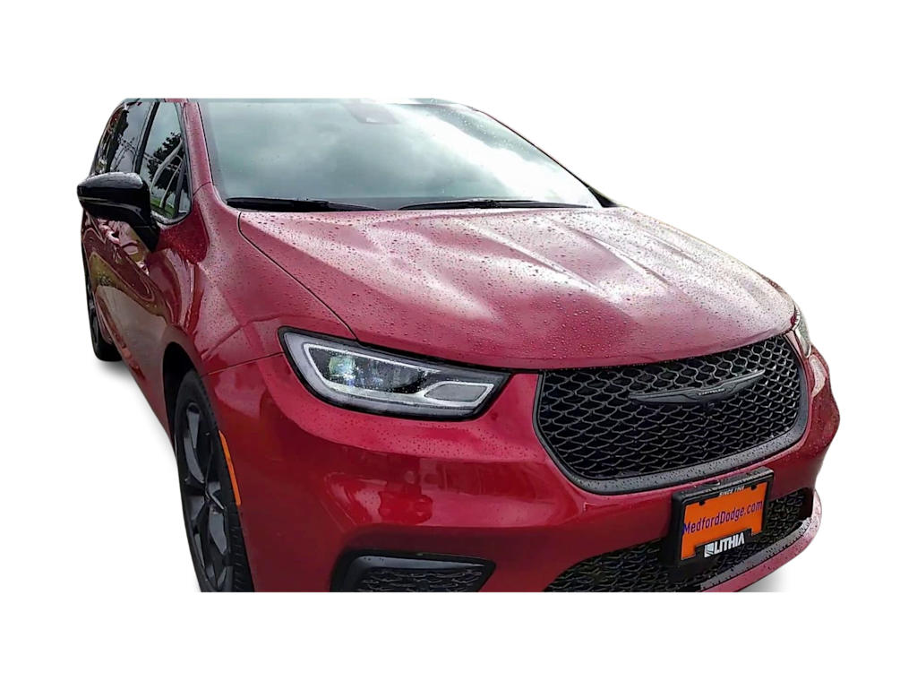 Thumbnail: 2026 Chrysler Pacifica - 18