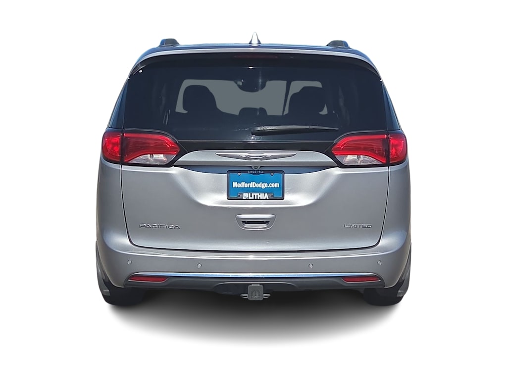 Thumbnail: 2017 Chrysler Pacifica - 26