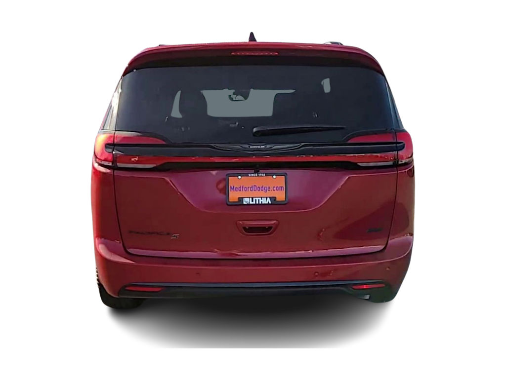 Thumbnail: 2026 Chrysler Pacifica - 5