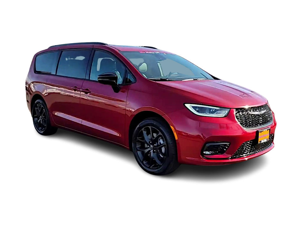 Thumbnail: 2026 Chrysler Pacifica - 17
