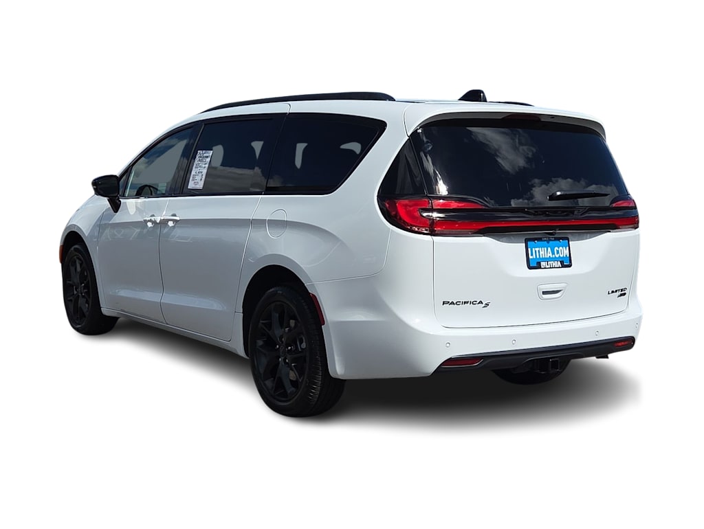 Thumbnail: 2027 Chrysler Pacifica - 23