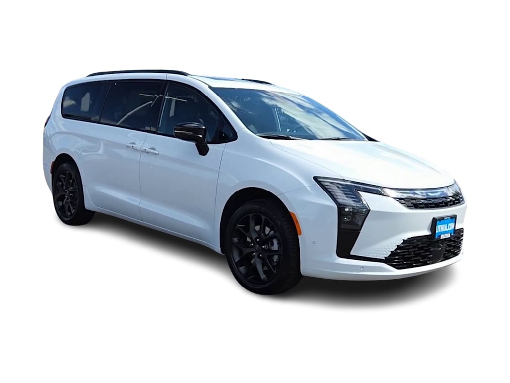 Thumbnail: 2027 Chrysler Pacifica - 18