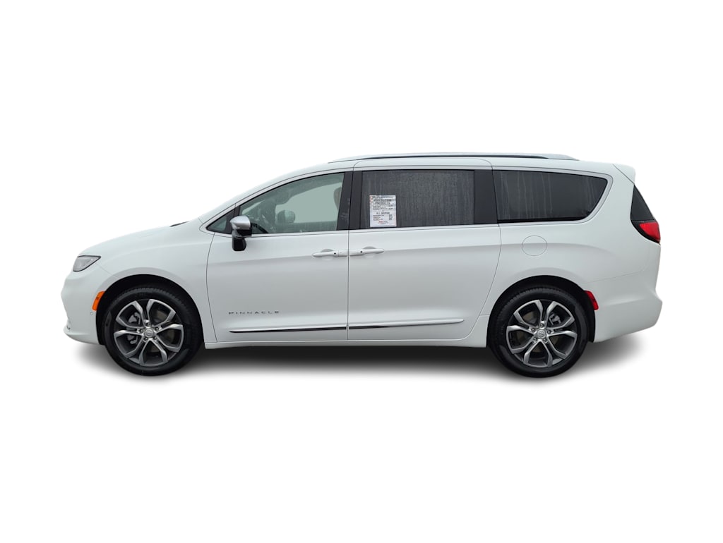 Thumbnail: 2026 Chrysler Pacifica - 22