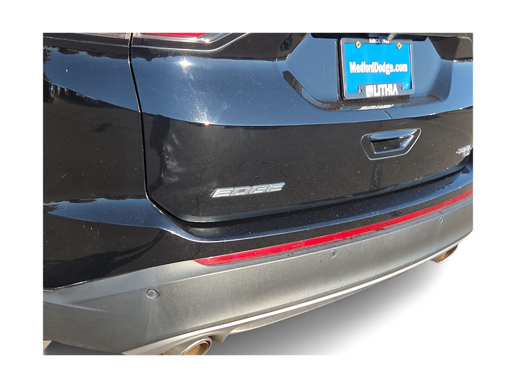 Thumbnail: 2018 Ford Edge - 16