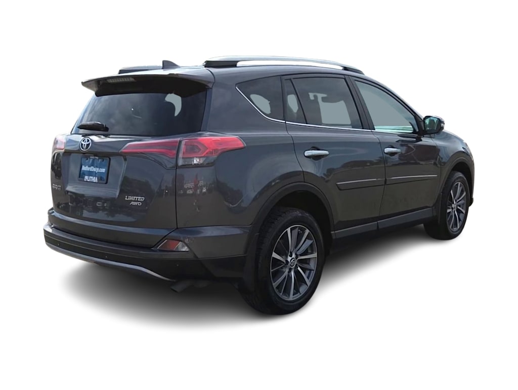 Thumbnail: 2017 Toyota RAV4 - 23