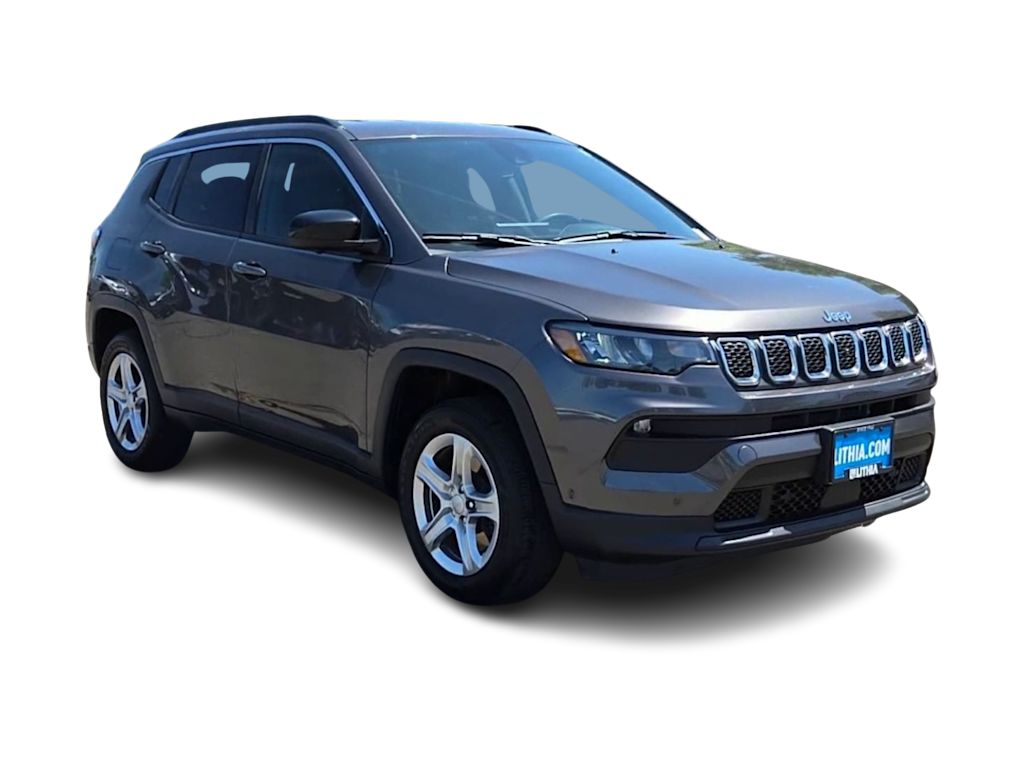 Thumbnail: 2023 Jeep Compass - 20