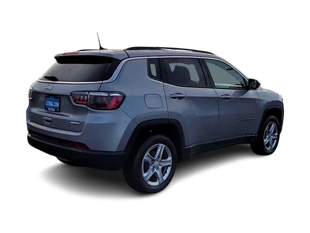 Thumbnail: 2023 Jeep Compass - 22