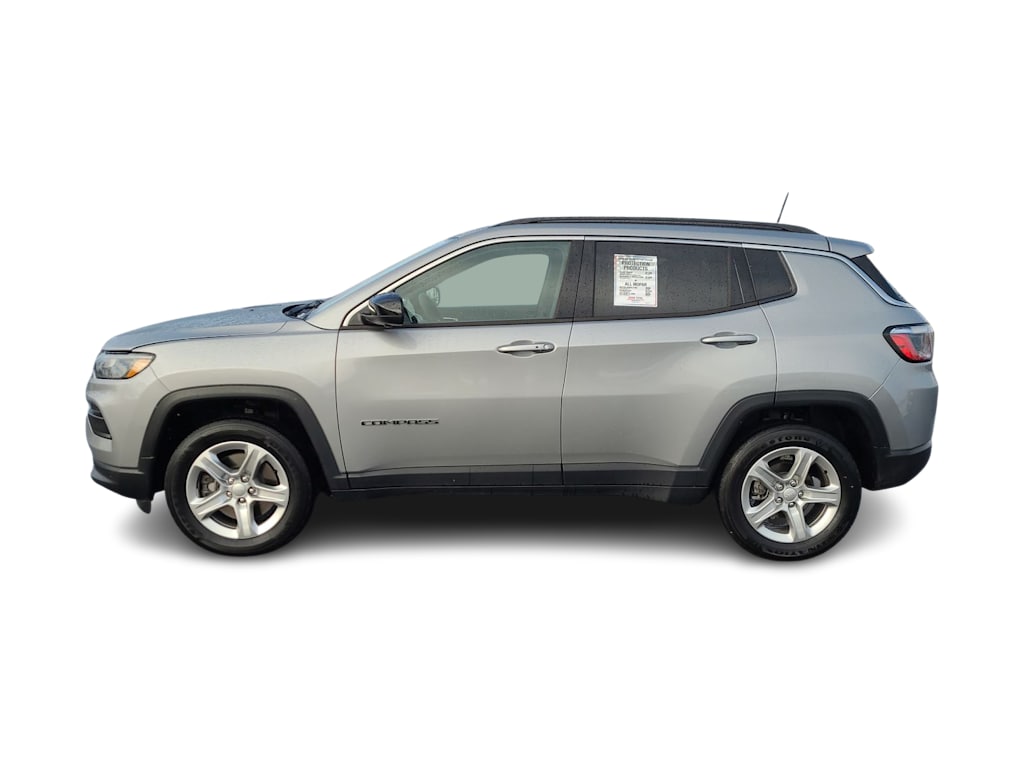 Thumbnail: 2023 Jeep Compass - 24