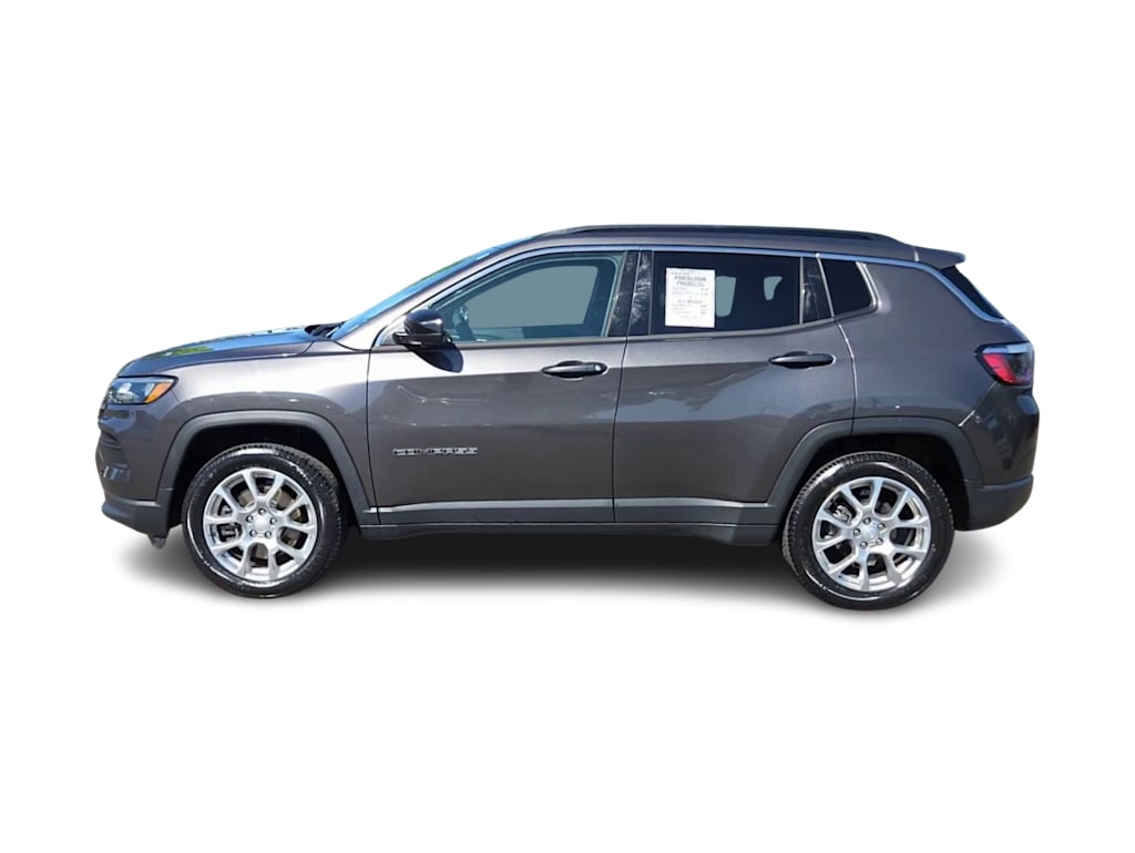 Thumbnail: 2023 Jeep Compass - 3