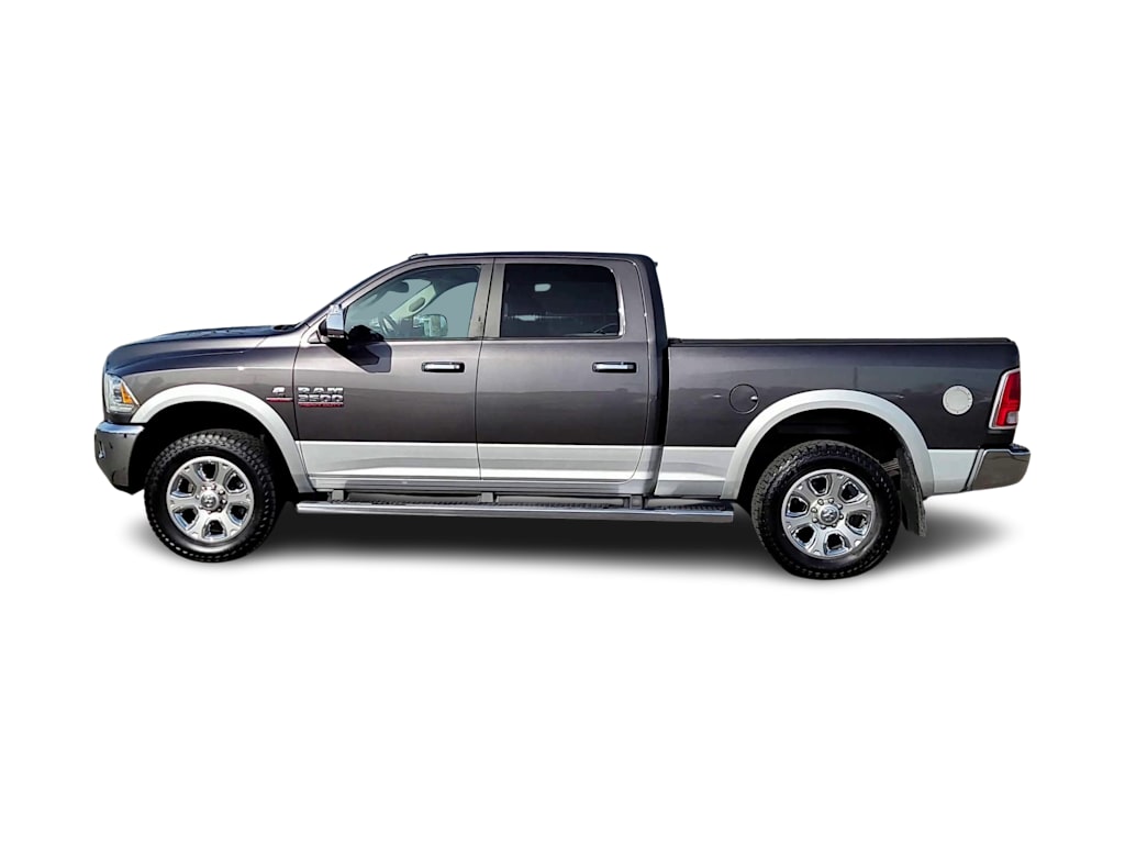 2014 RAM 3500 Laramie 19