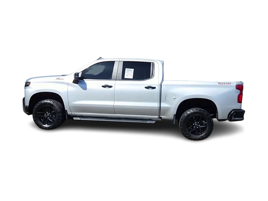 Thumbnail: 2020 Chevrolet Silverado 1500 - 3