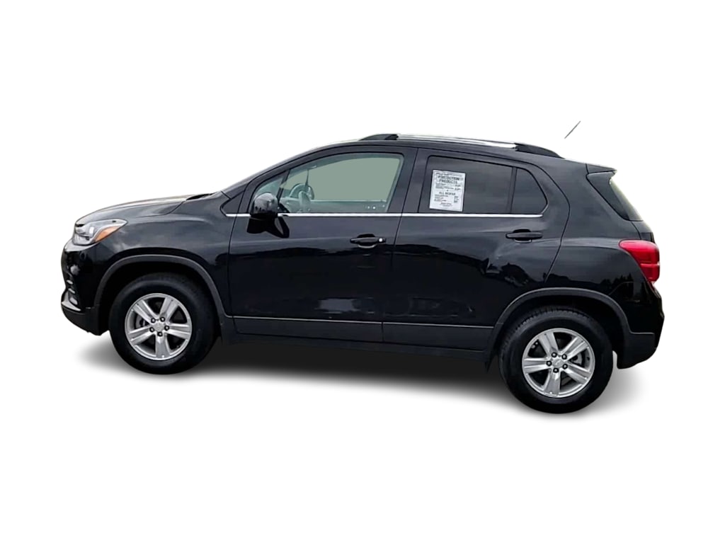 Thumbnail: 2020 Chevrolet Trax - 3