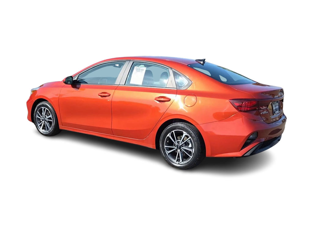 Thumbnail: 2022 Kia Forte - 4
