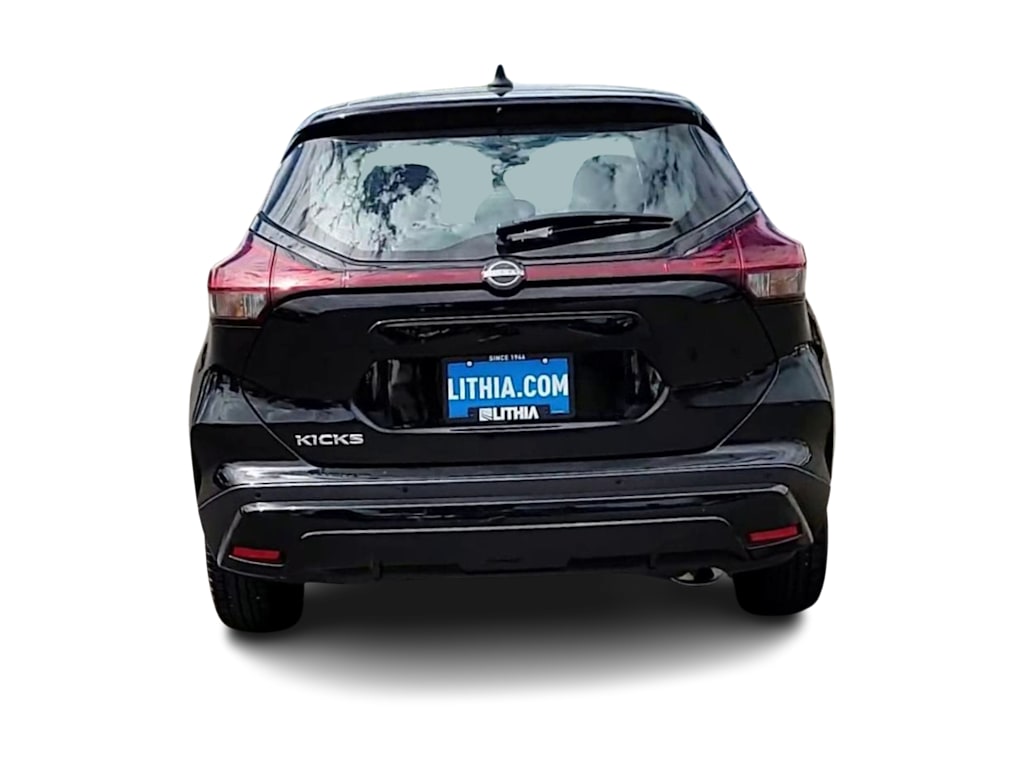 Thumbnail: 2024 Nissan Kicks - 21
