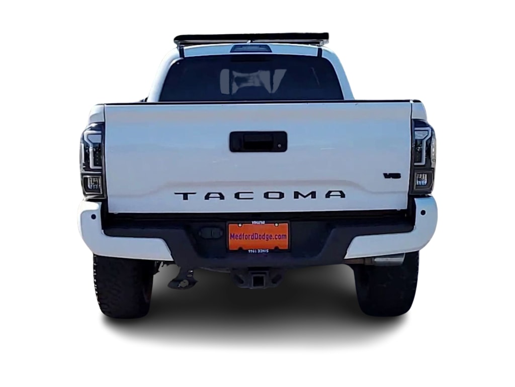 Thumbnail: 2017 Toyota Tacoma - 7