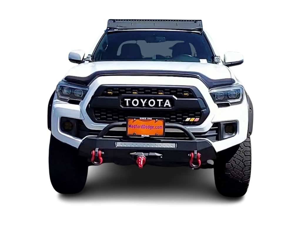 Thumbnail: 2017 Toyota Tacoma - 3