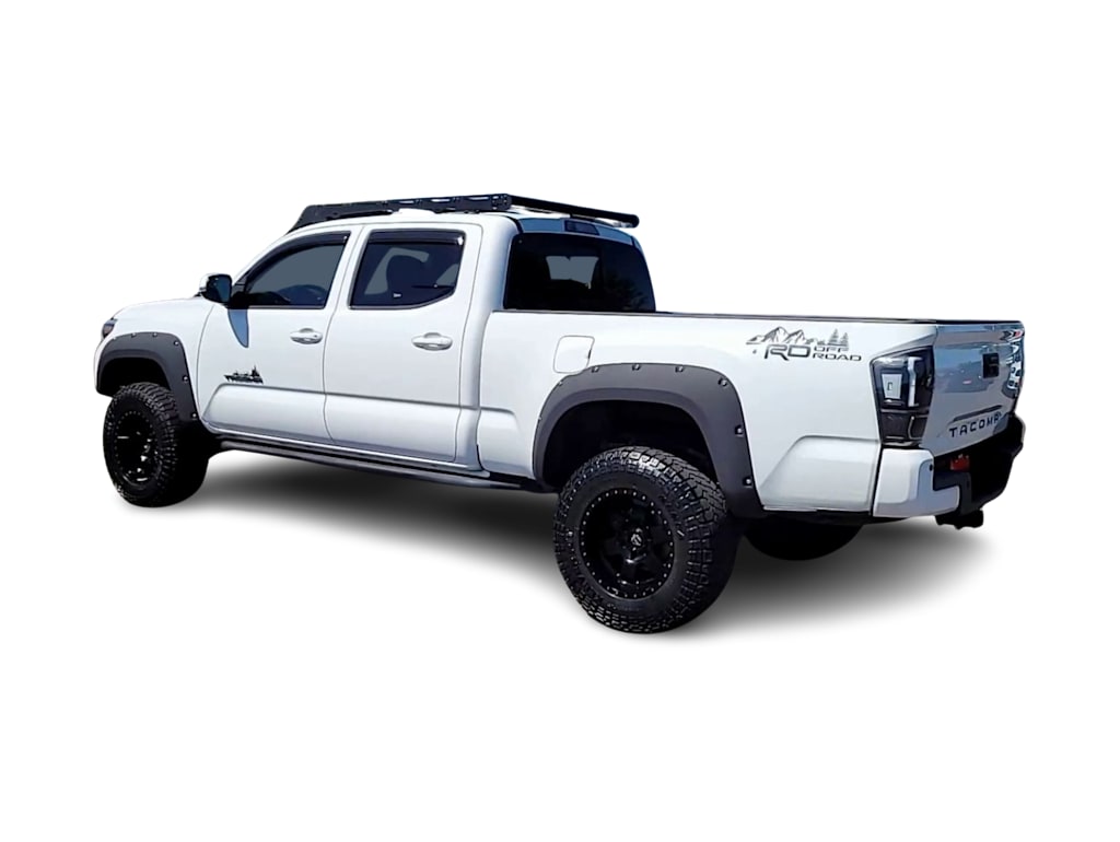 Thumbnail: 2017 Toyota Tacoma - 6