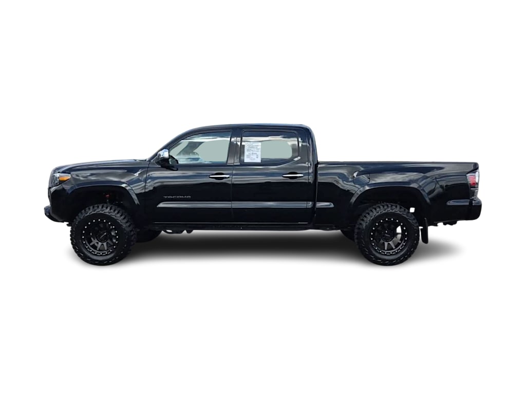 Thumbnail: 2022 Toyota Tacoma - 3