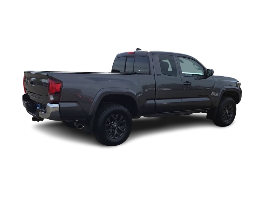 Thumbnail: 2020 Toyota Tacoma - 21