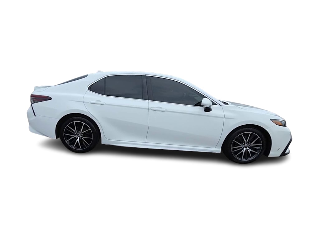 Thumbnail: 2021 Toyota Camry - 24
