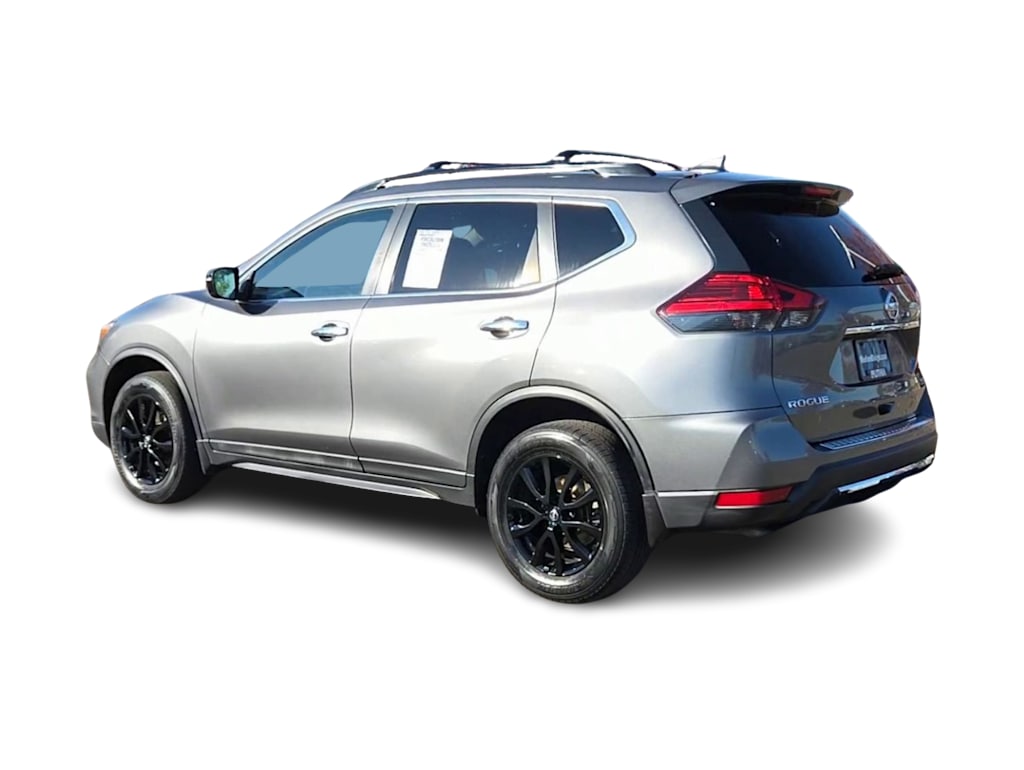 Thumbnail: 2017 Nissan Rogue - 4