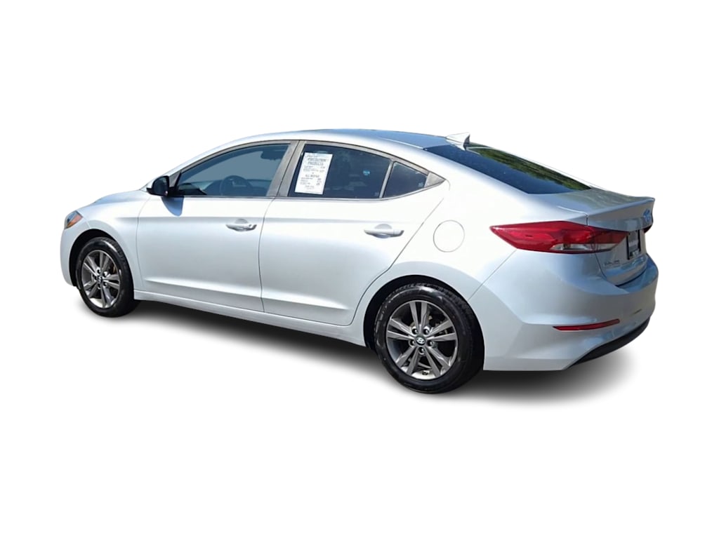 Thumbnail: 2017 Hyundai Elantra - 4