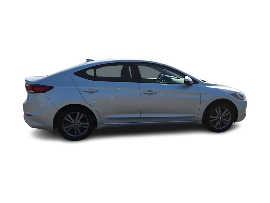 Thumbnail: 2017 Hyundai Elantra - 22