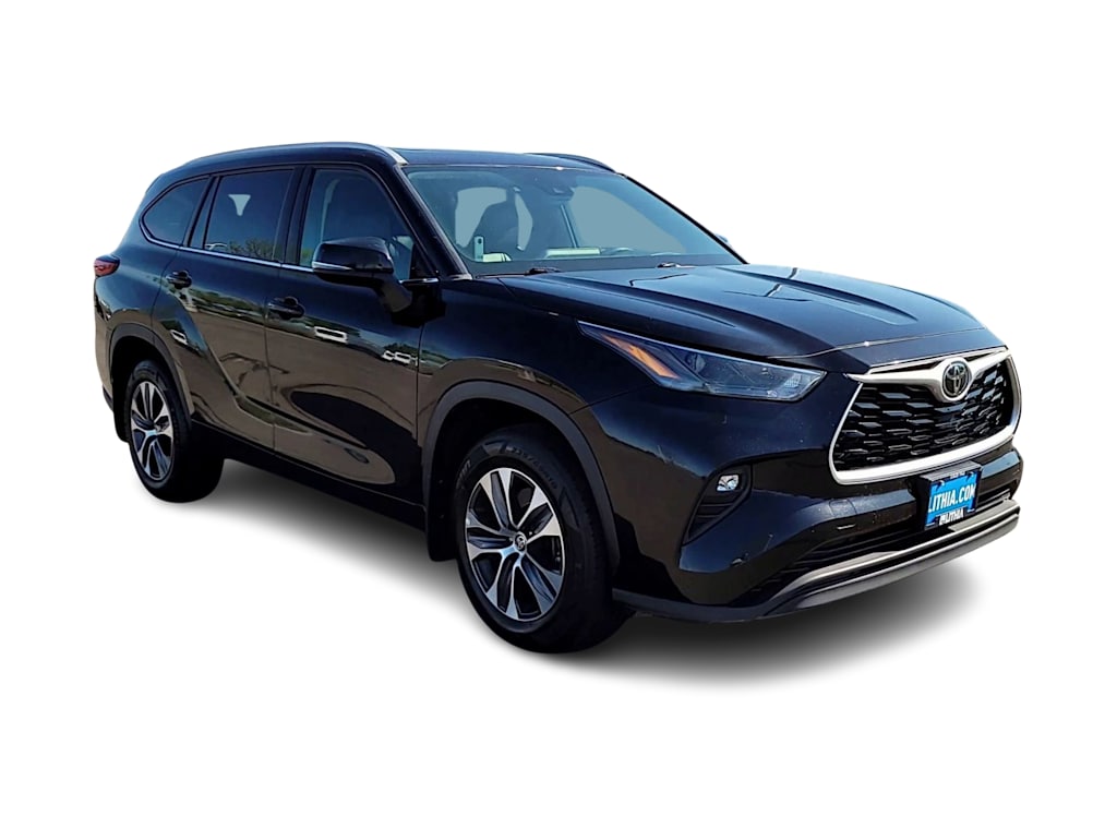 2022 Toyota Highlander XLE 19
