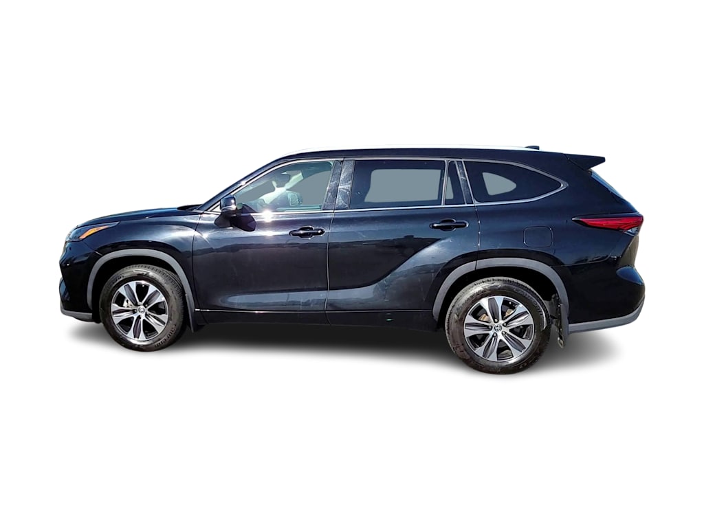 2022 Toyota Highlander XLE 20