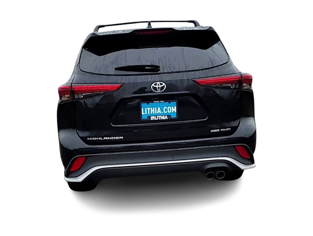 Thumbnail: 2023 Toyota Highlander - 5