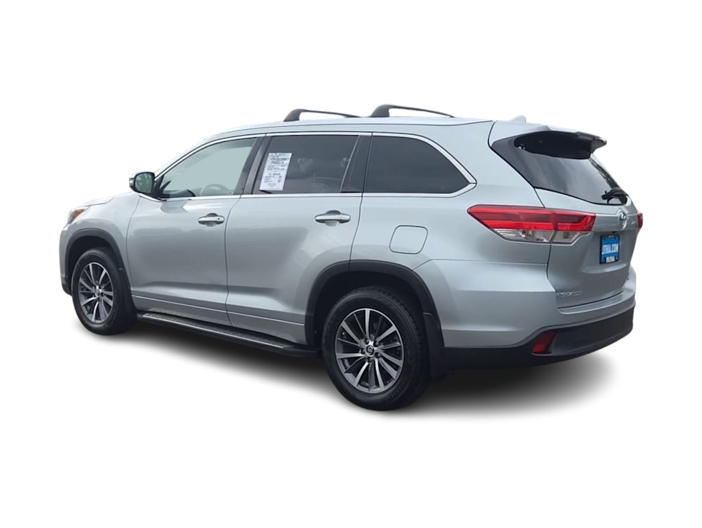 Thumbnail: 2018 Toyota Highlander - 4