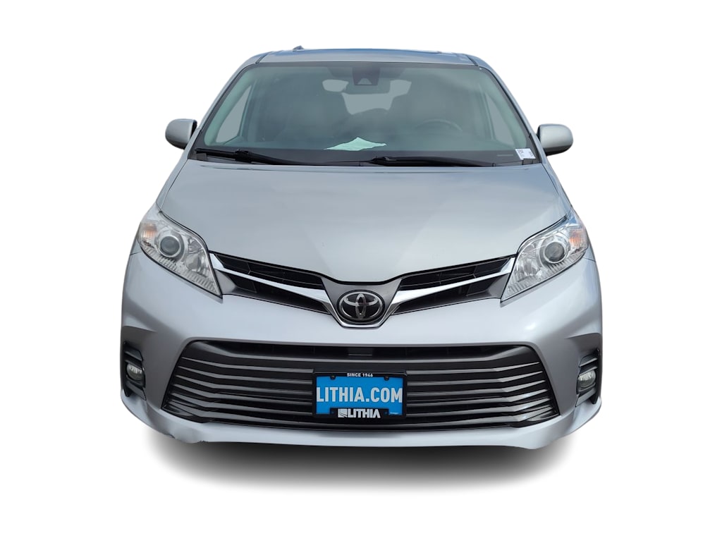 Thumbnail: 2020 Toyota Sienna - 25