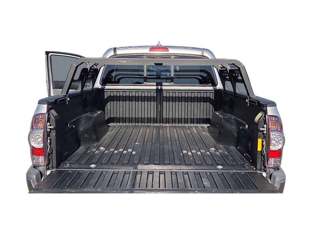 Thumbnail: 2012 Toyota Tacoma - 16