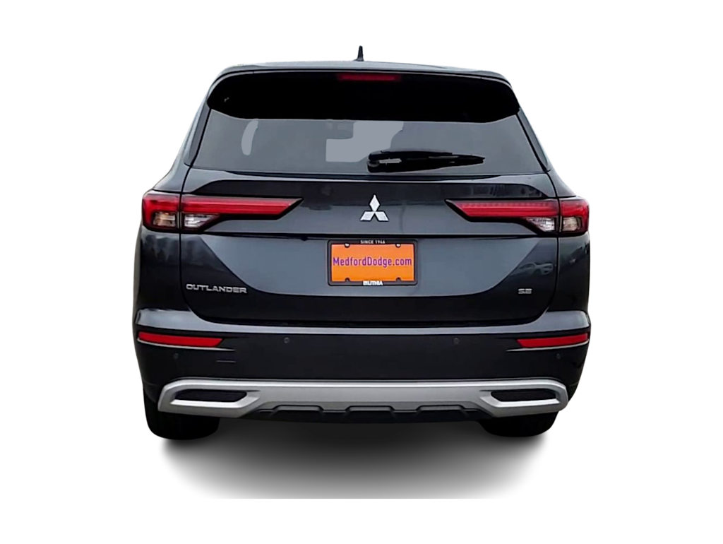 Thumbnail: 2024 Mitsubishi Outlander - 5