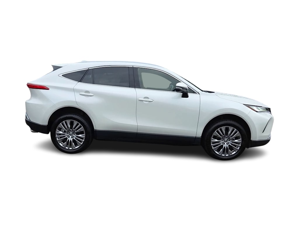 Thumbnail: 2021 Toyota Venza - 21