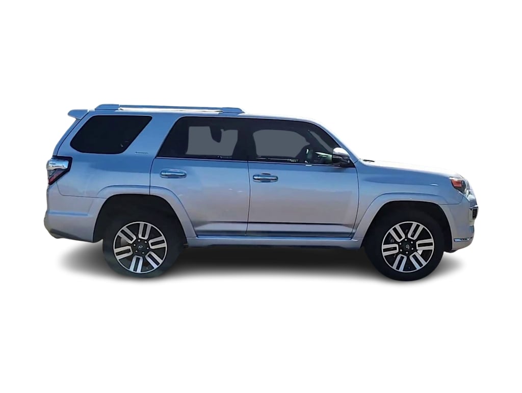 Thumbnail: 2022 Toyota 4Runner - 22