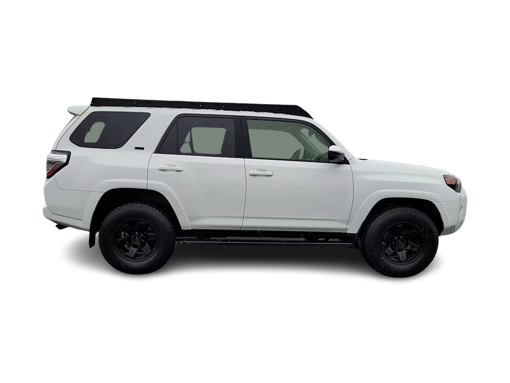 2022 Toyota 4Runner SR5 22