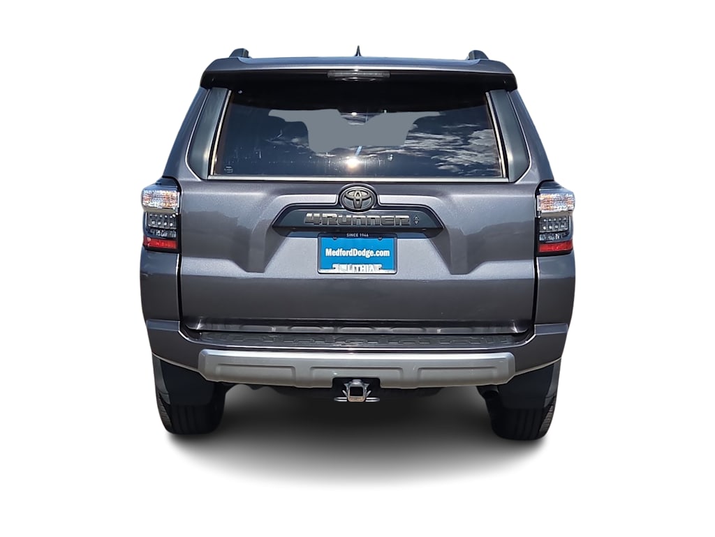 Thumbnail: 2021 Toyota 4Runner - 25