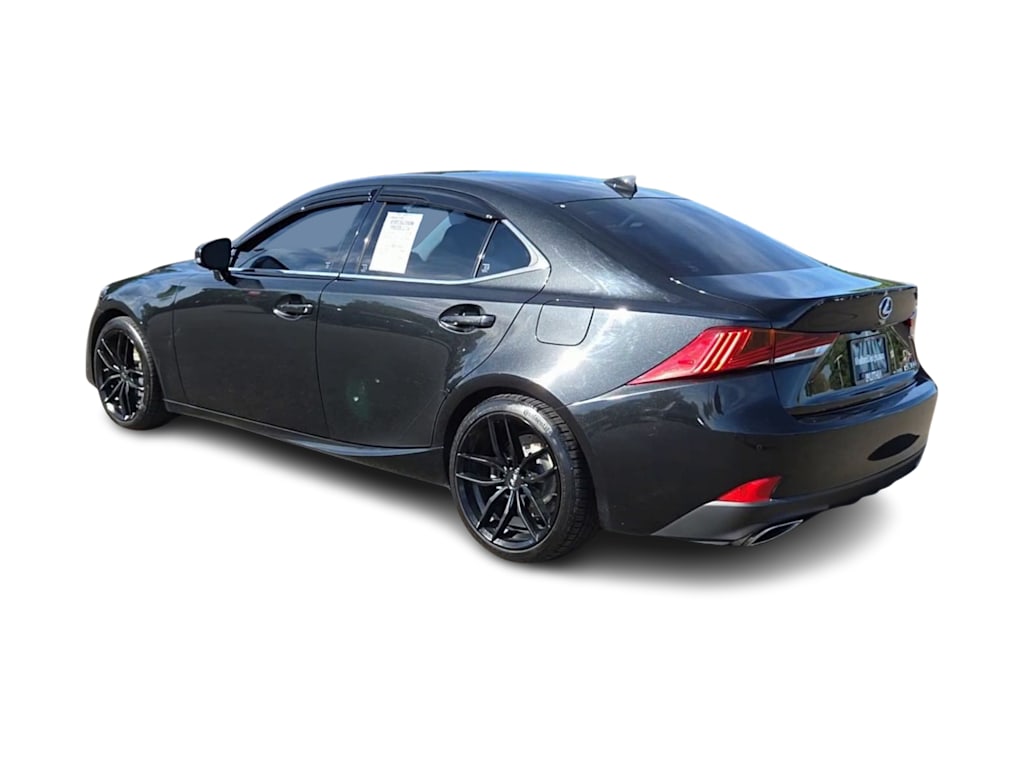 Thumbnail: 2017 Lexus IS - 4