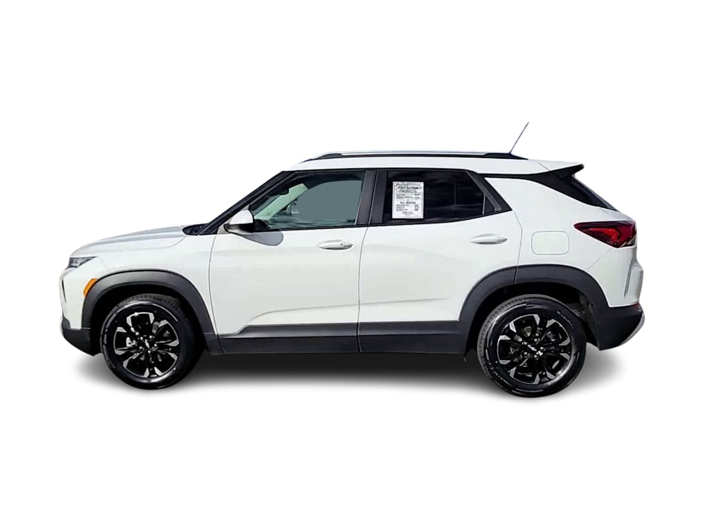 Thumbnail: 2022 Chevrolet TrailBlazer - 3