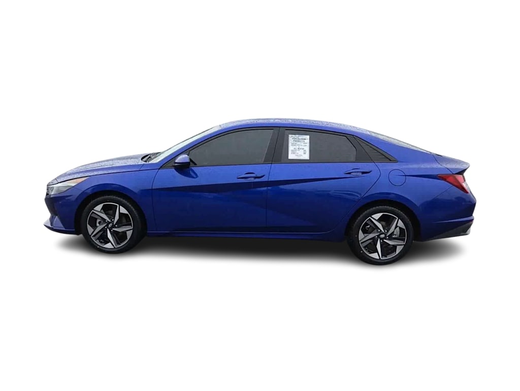 Thumbnail: 2023 Hyundai Elantra - 3