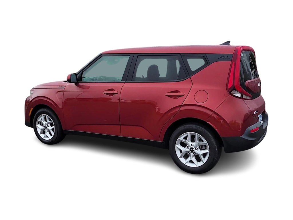 2022 Kia Soul LX 22