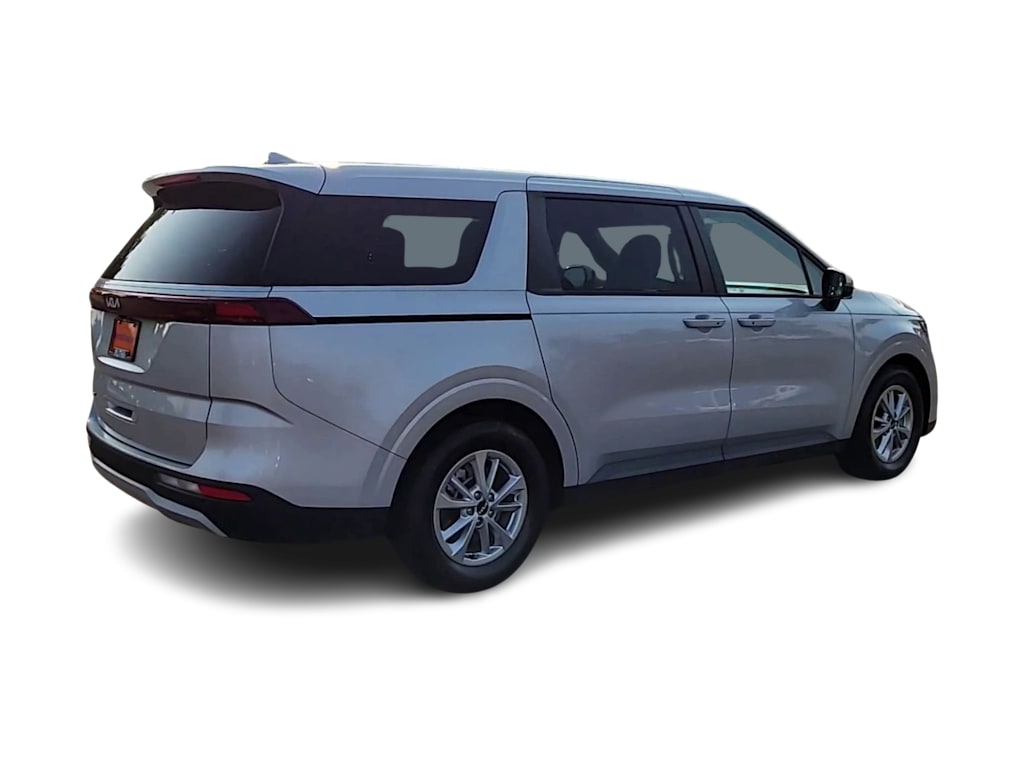 Thumbnail: 2022 Kia Carnival - 21