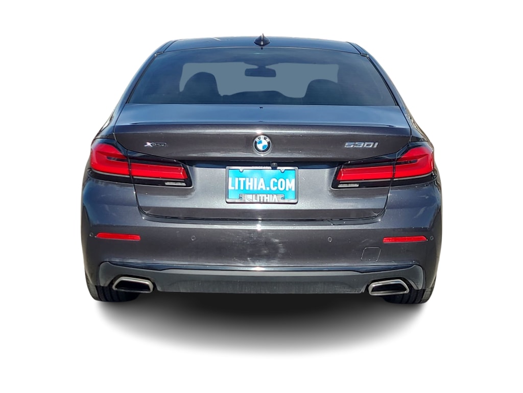 Thumbnail: 2022 BMW 5 Series - 25