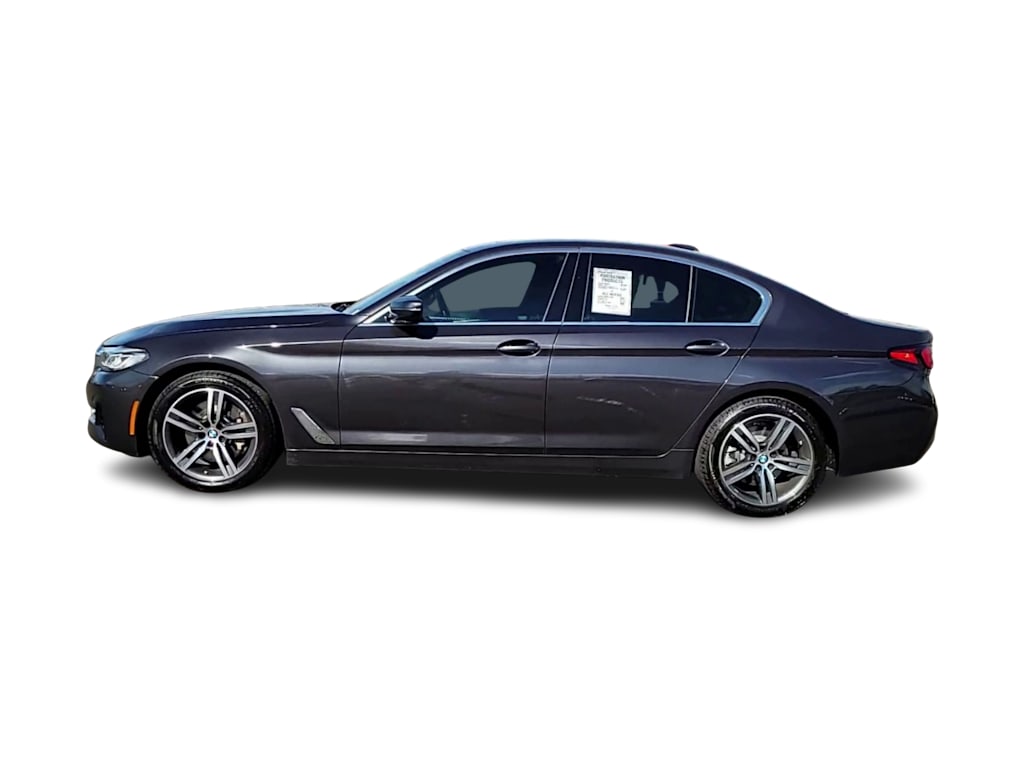 Thumbnail: 2022 BMW 5 Series - 3