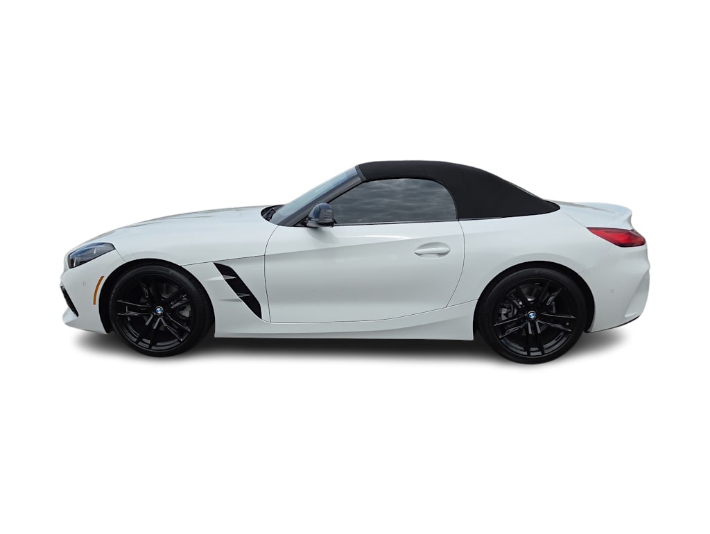 Thumbnail: 2026 BMW Z4 - 25