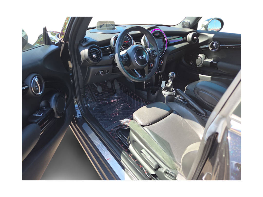 Thumbnail: 2017 MINI Cooper - 15