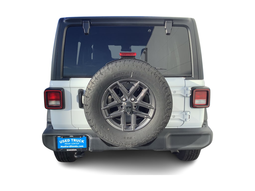 Thumbnail: 2024 Jeep Wrangler - 5